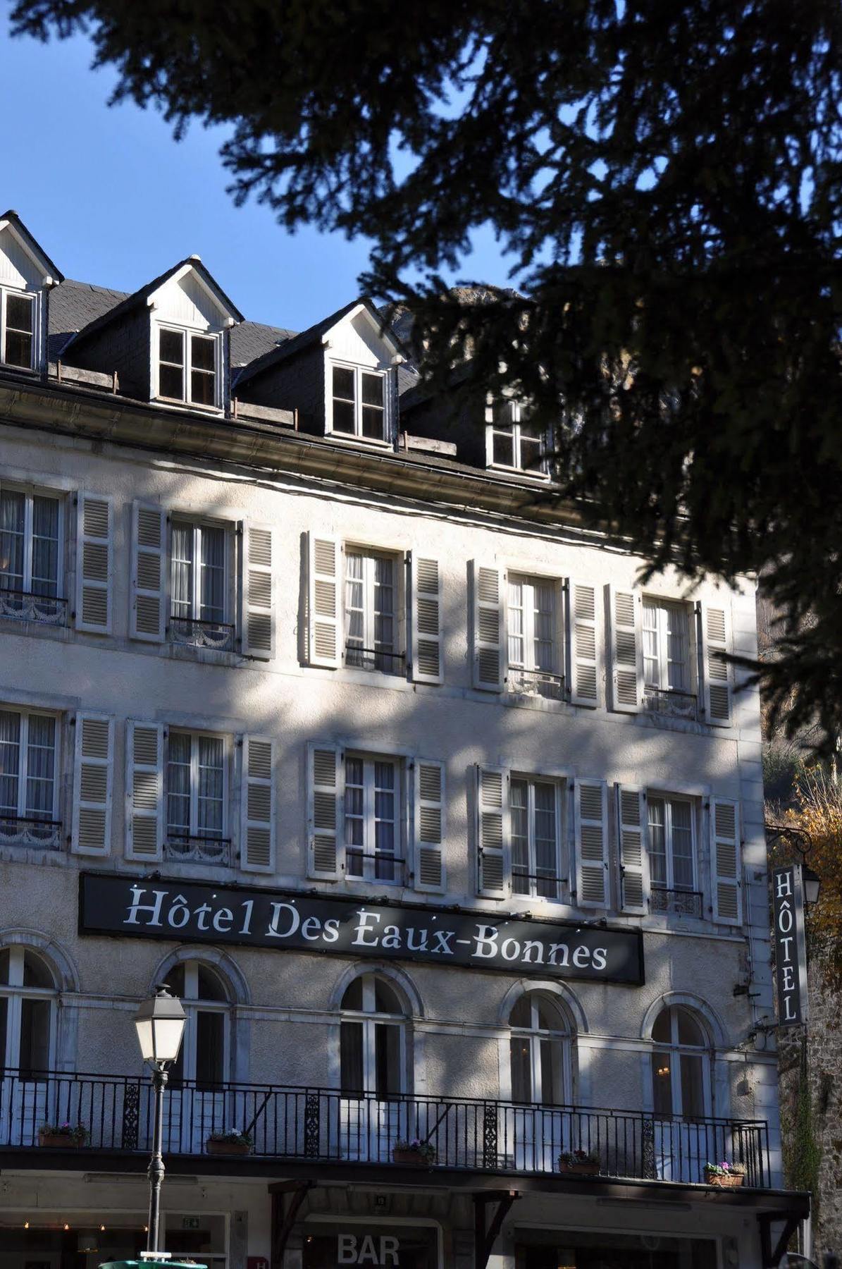 Hotel Des อูซ์-บอนส์ ภายนอก รูปภาพ